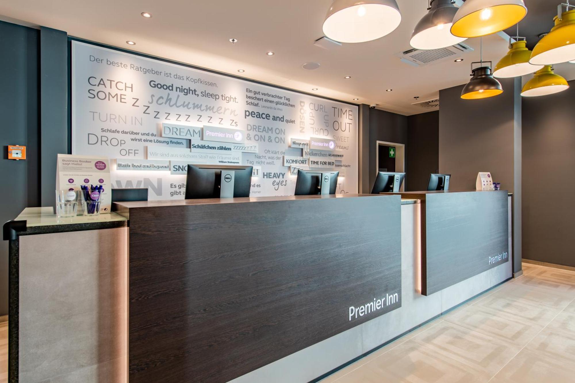 Premier Inn Stuttgart City Centre Luaran gambar